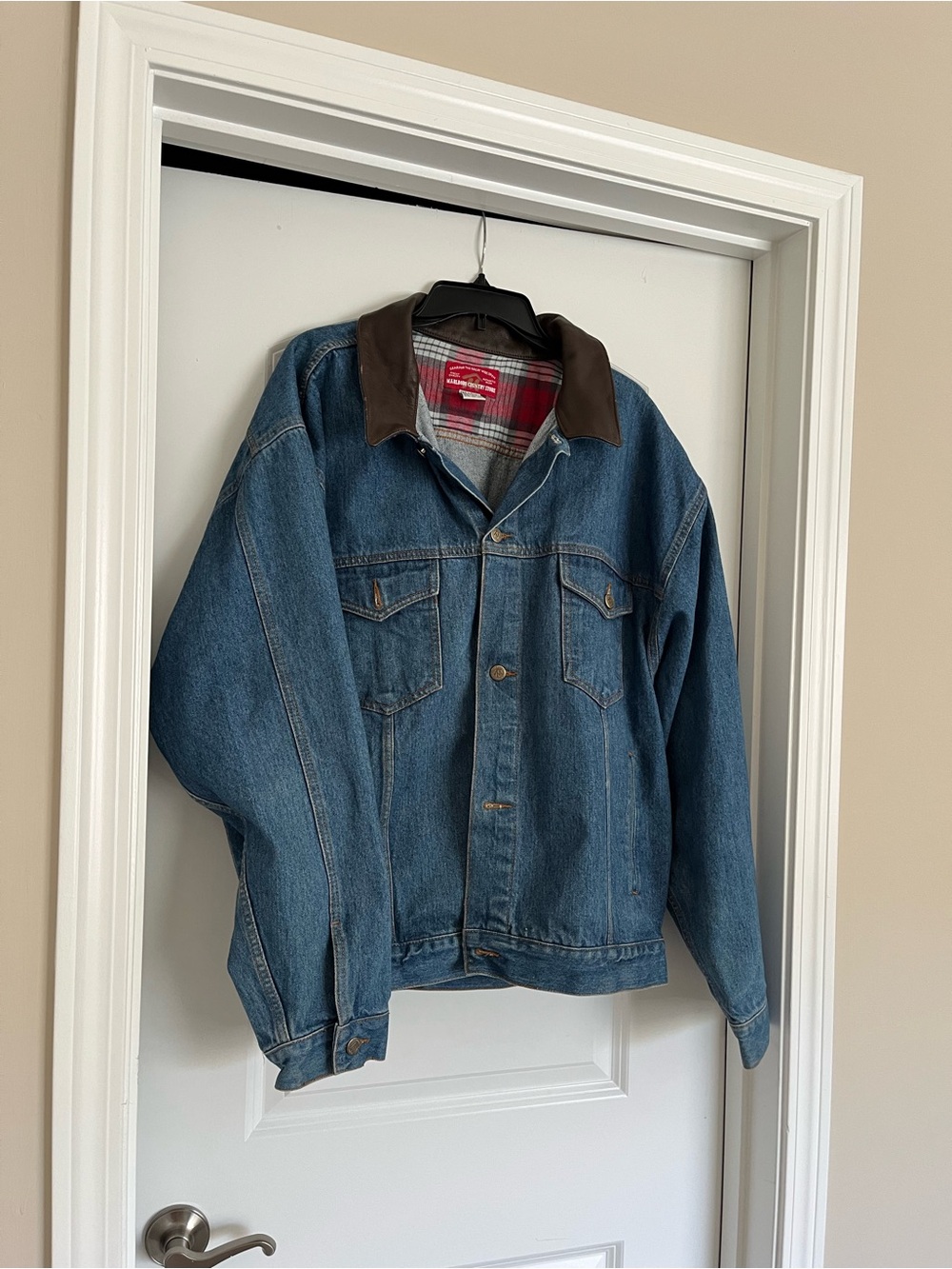 VTG Marlboro Country Store Men’s Denim Jacket Jean Coat with Leather Collar